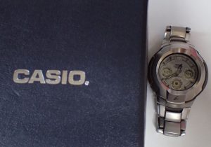 10数年前にヤマダ電機で購入した腕時計G-SHOCKソーラー電波時計