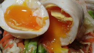 トロトロ半熟の煮卵（めんつゆ風味）が完成！
